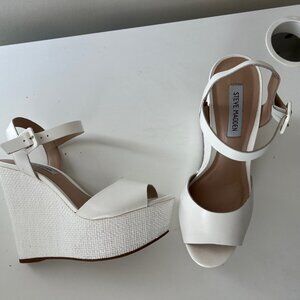 NWT Steve Madden White 5.5” Platform Wedges
